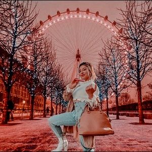 Cropped sweater with ruffle detail